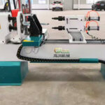 CNC Motor-Driven Billiard Cue Wood Turning Lathe Machine with DSP Control Heavy Cast Iron Bed for Pool Cues Easy to Operate - 图片 3